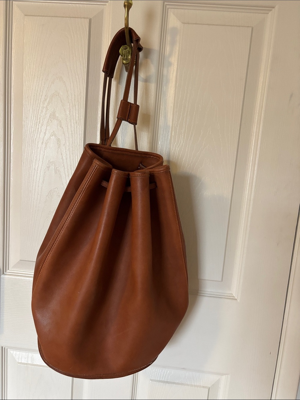 Vintage Coach Leather Drawstring Bucket Bag - Women's Shoulder Tote